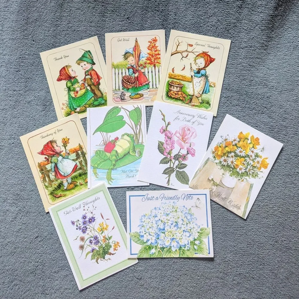 Box of 23 Assorted Greeting Cards & Envelopes